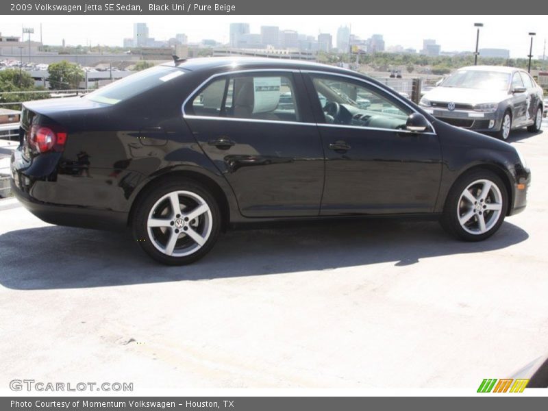 Black Uni / Pure Beige 2009 Volkswagen Jetta SE Sedan