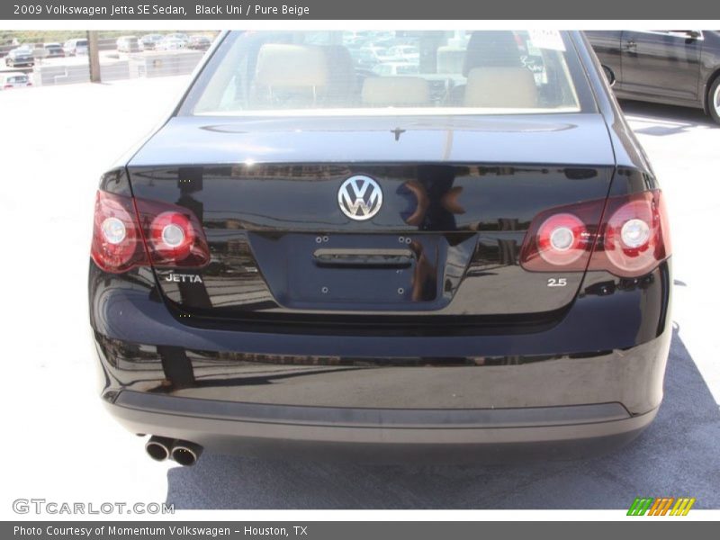 Black Uni / Pure Beige 2009 Volkswagen Jetta SE Sedan