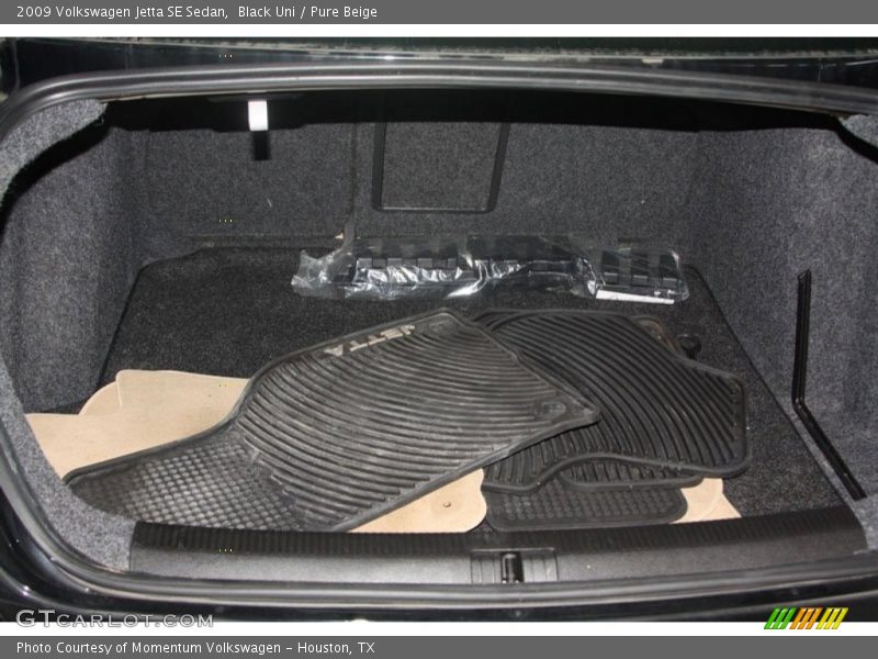 Black Uni / Pure Beige 2009 Volkswagen Jetta SE Sedan