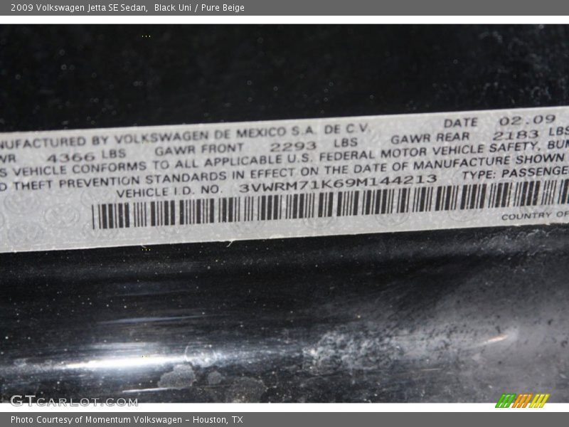 Black Uni / Pure Beige 2009 Volkswagen Jetta SE Sedan