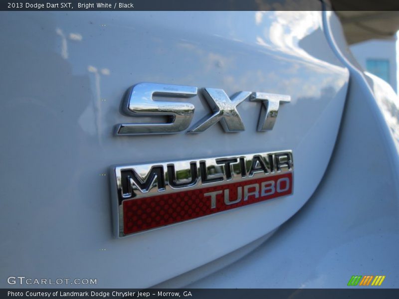 Bright White / Black 2013 Dodge Dart SXT