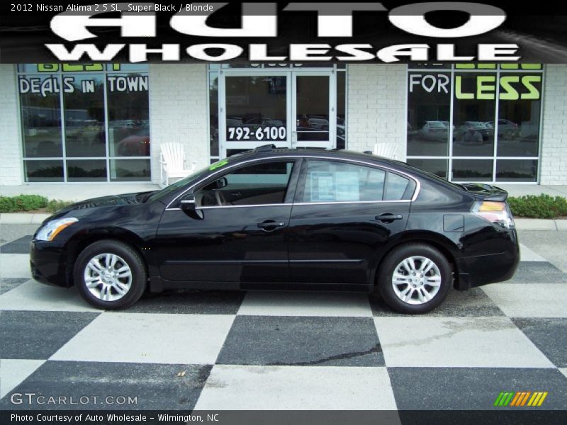 Super Black / Blonde 2012 Nissan Altima 2.5 SL