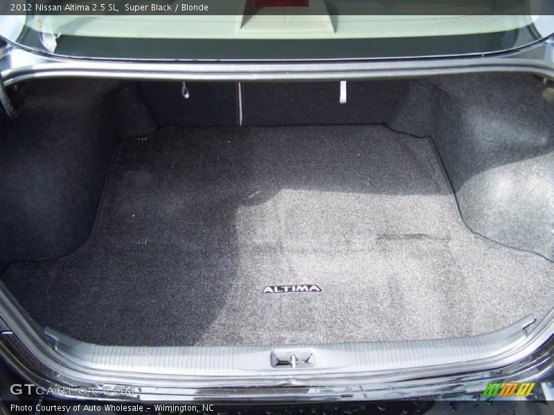 Super Black / Blonde 2012 Nissan Altima 2.5 SL