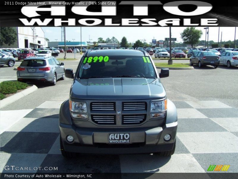 Mineral Gray Metallic / Dark Slate Gray 2011 Dodge Nitro Heat