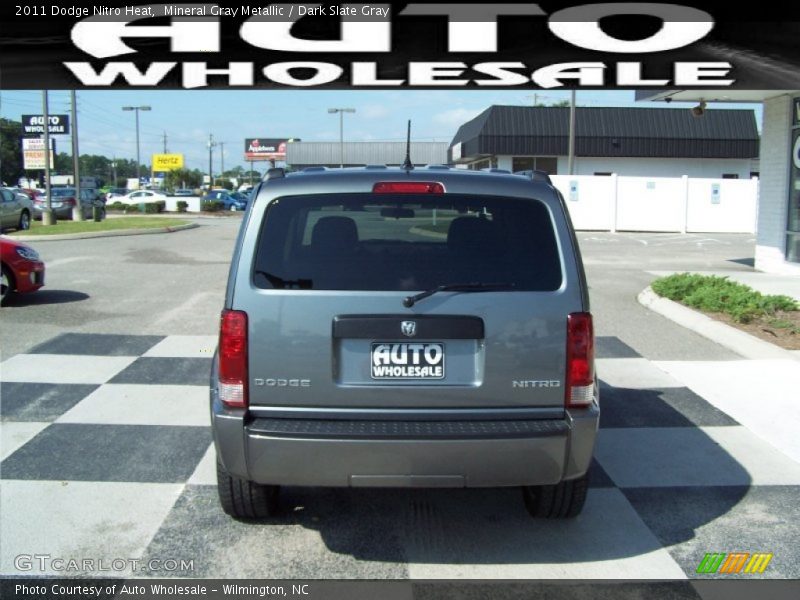 Mineral Gray Metallic / Dark Slate Gray 2011 Dodge Nitro Heat