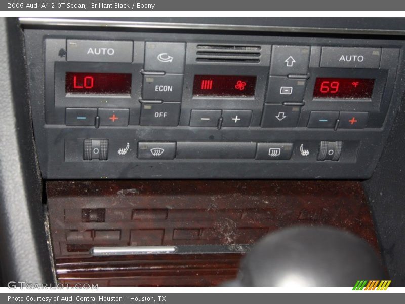 Brilliant Black / Ebony 2006 Audi A4 2.0T Sedan