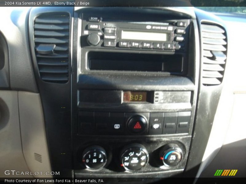 Ebony Black / Beige 2004 Kia Sorento LX 4WD