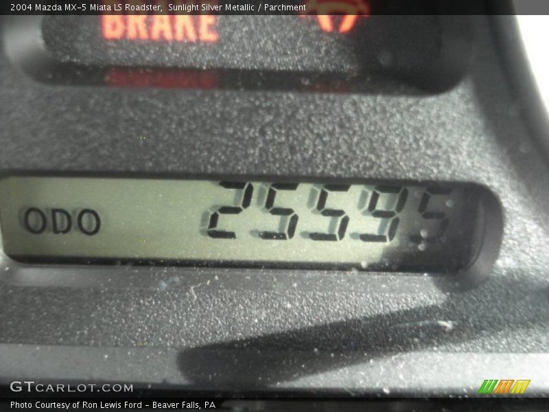 Sunlight Silver Metallic / Parchment 2004 Mazda MX-5 Miata LS Roadster
