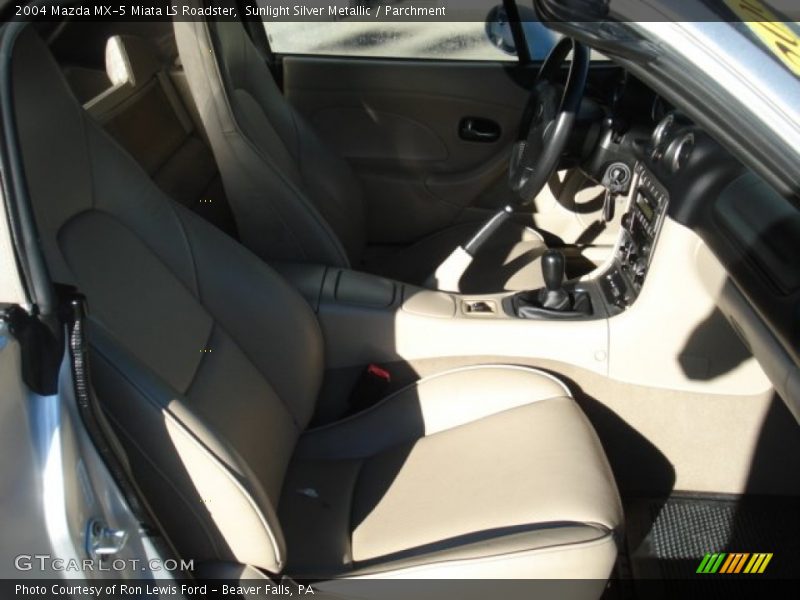 Sunlight Silver Metallic / Parchment 2004 Mazda MX-5 Miata LS Roadster