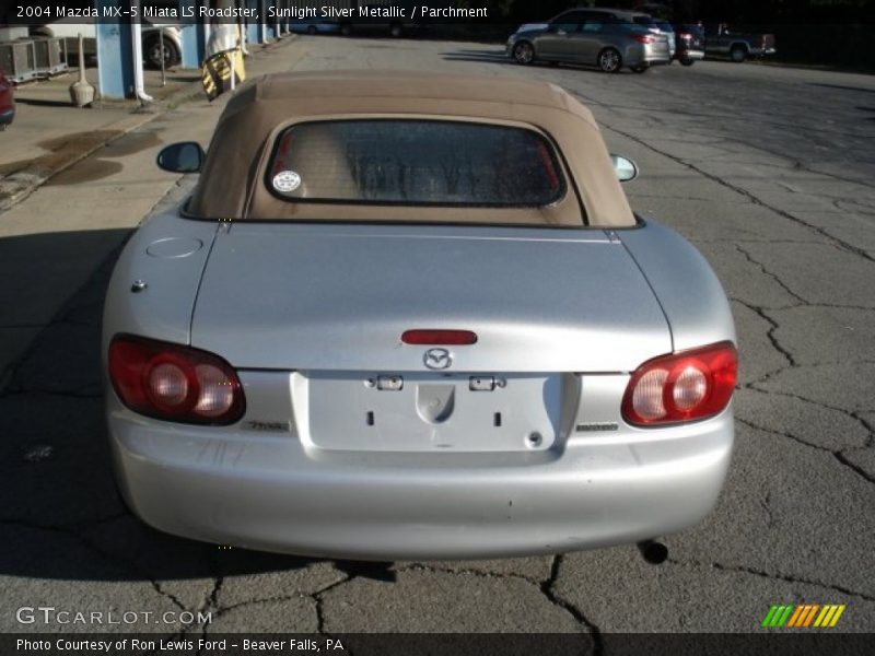 Sunlight Silver Metallic / Parchment 2004 Mazda MX-5 Miata LS Roadster