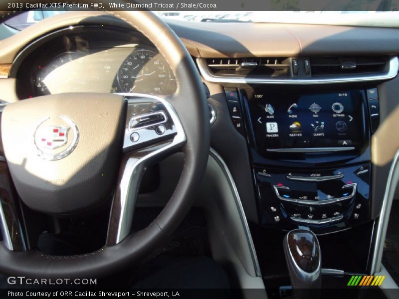 White Diamond Tricoat / Shale/Cocoa 2013 Cadillac XTS Premium FWD