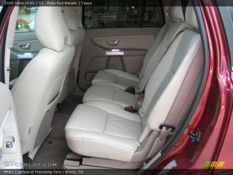 Rear Seat of 2005 XC90 2.5T