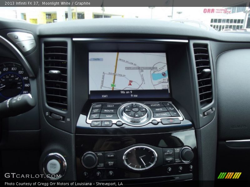 Navigation of 2013 FX 37