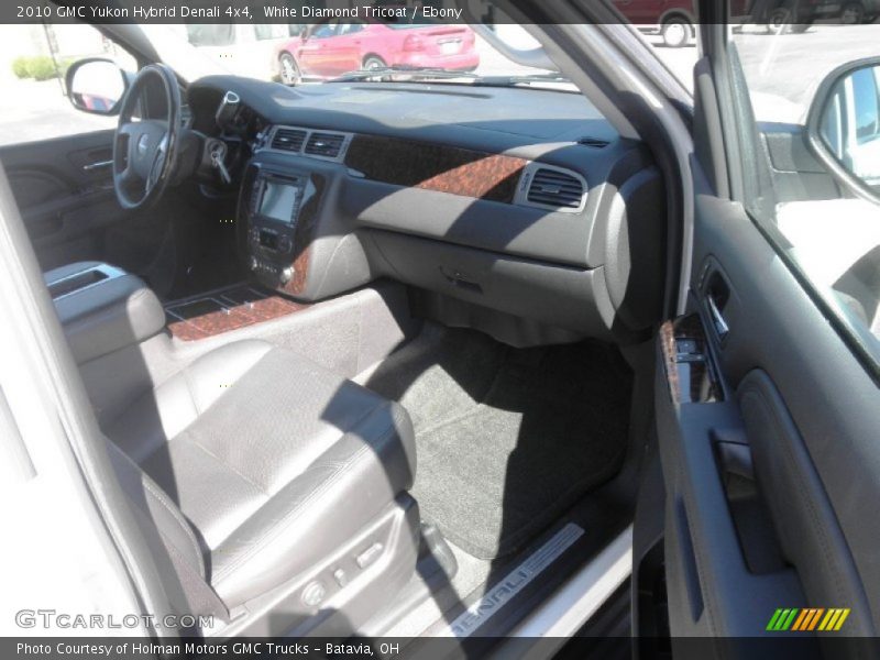 White Diamond Tricoat / Ebony 2010 GMC Yukon Hybrid Denali 4x4