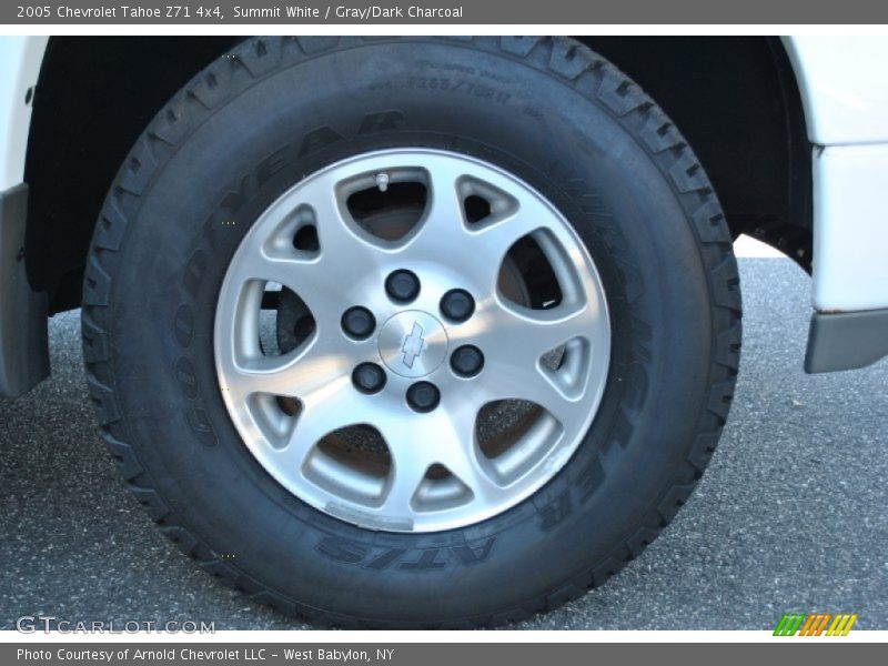Summit White / Gray/Dark Charcoal 2005 Chevrolet Tahoe Z71 4x4