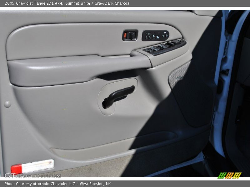 Summit White / Gray/Dark Charcoal 2005 Chevrolet Tahoe Z71 4x4