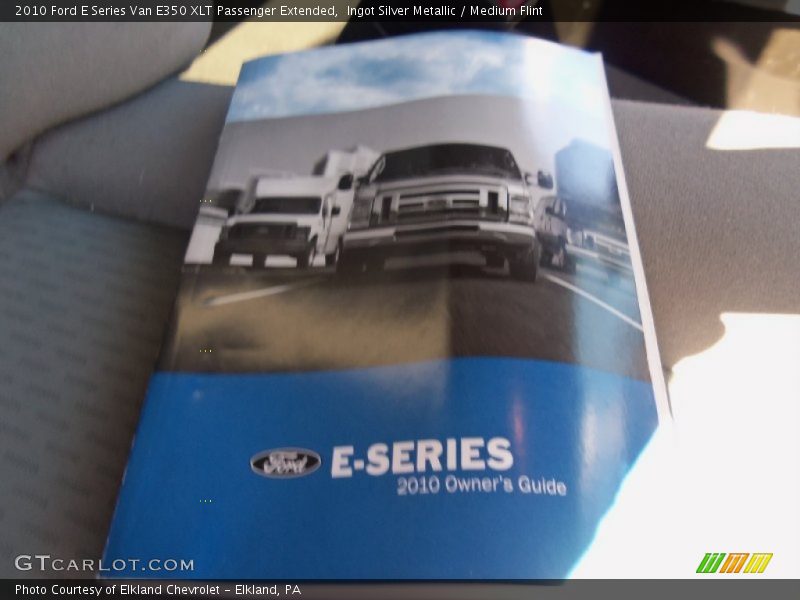 Ingot Silver Metallic / Medium Flint 2010 Ford E Series Van E350 XLT Passenger Extended