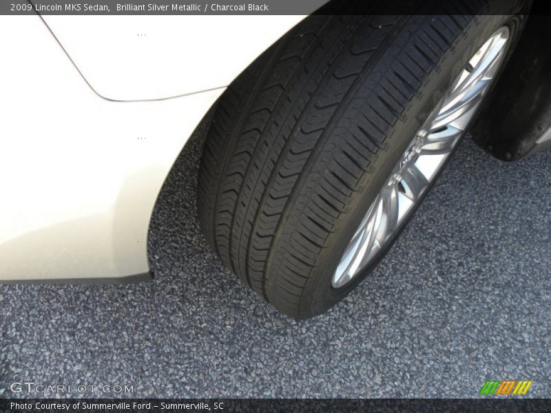Brilliant Silver Metallic / Charcoal Black 2009 Lincoln MKS Sedan