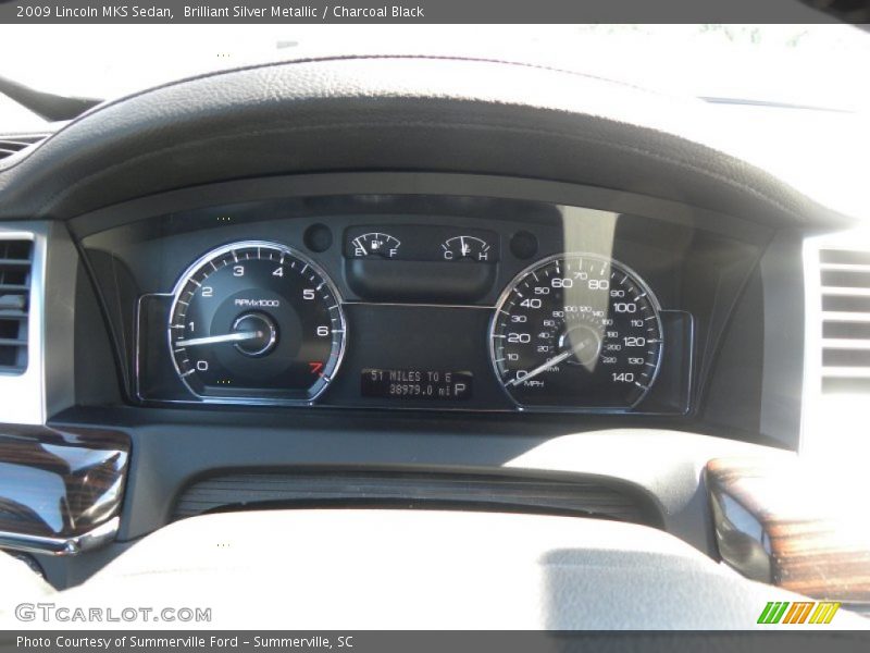 Brilliant Silver Metallic / Charcoal Black 2009 Lincoln MKS Sedan