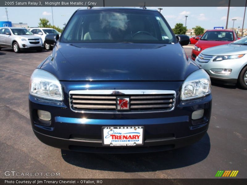 Midnight Blue Metallic / Grey 2005 Saturn Relay 3