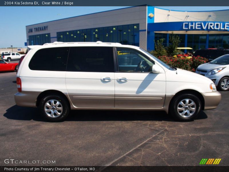 Clear White / Beige 2004 Kia Sedona EX