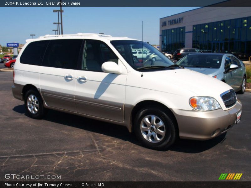 Clear White / Beige 2004 Kia Sedona EX