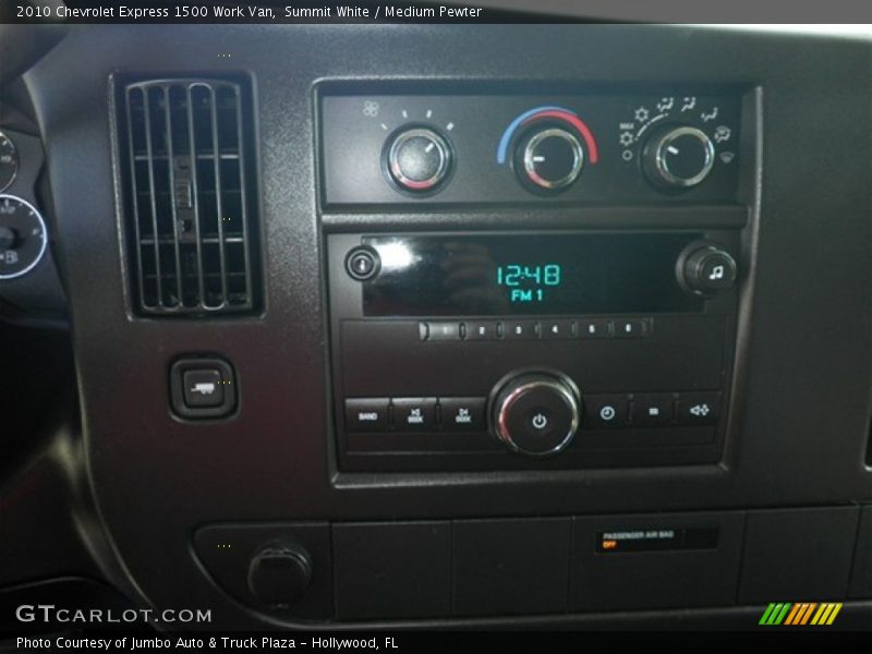 Summit White / Medium Pewter 2010 Chevrolet Express 1500 Work Van