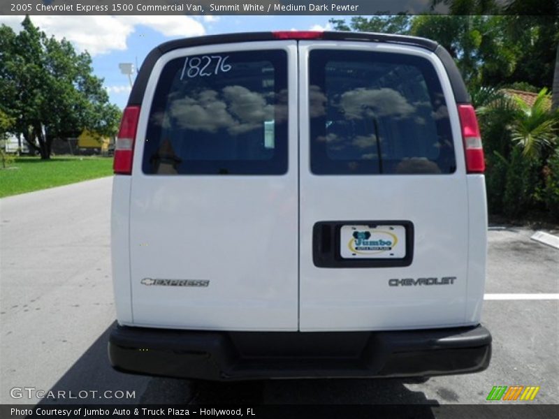 Summit White / Medium Dark Pewter 2005 Chevrolet Express 1500 Commercial Van