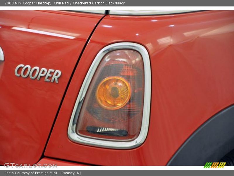 Chili Red / Checkered Carbon Black/Black 2008 Mini Cooper Hardtop