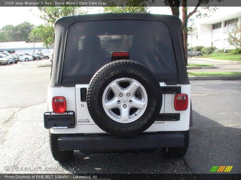 Stone White / Dark Slate Gray 2006 Jeep Wrangler X 4x4