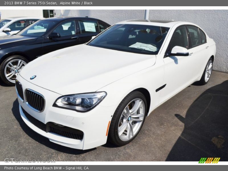 Front 3/4 View of 2013 7 Series 750i Sedan