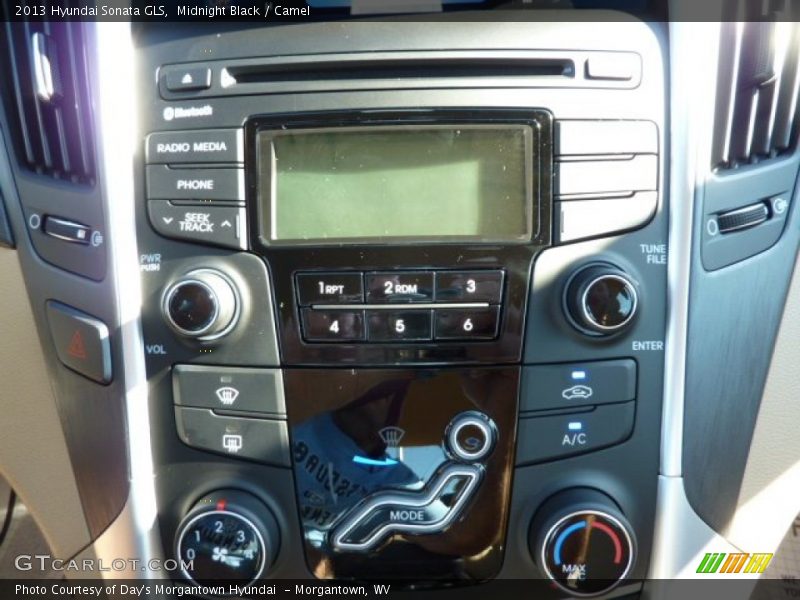 Midnight Black / Camel 2013 Hyundai Sonata GLS