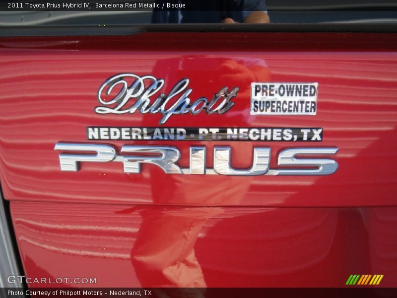 Barcelona Red Metallic / Bisque 2011 Toyota Prius Hybrid IV