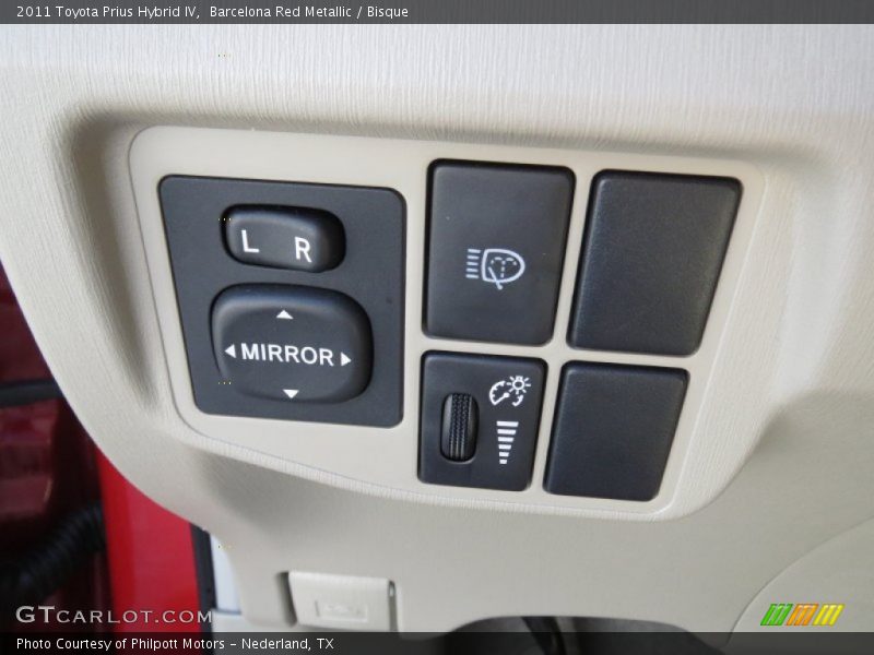 Barcelona Red Metallic / Bisque 2011 Toyota Prius Hybrid IV