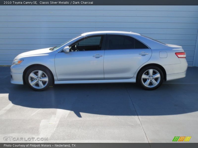 Classic Silver Metallic / Dark Charcoal 2010 Toyota Camry SE