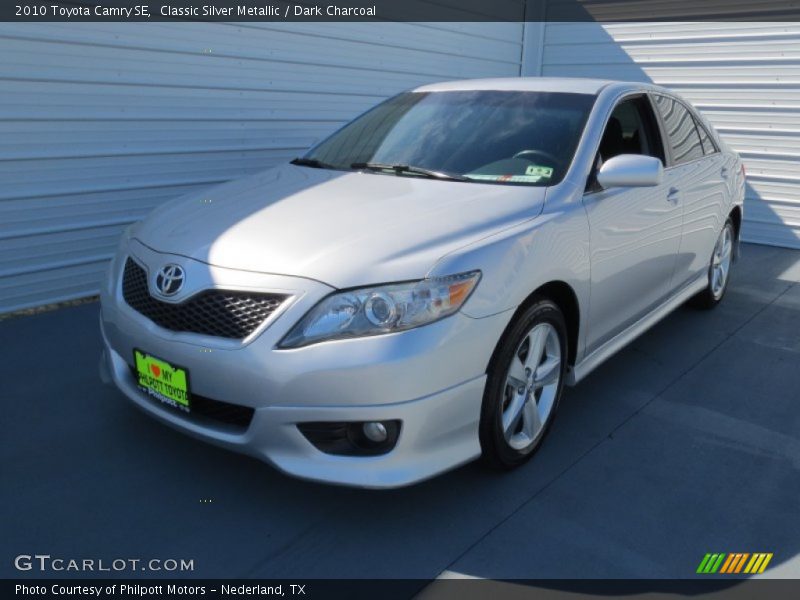 Classic Silver Metallic / Dark Charcoal 2010 Toyota Camry SE