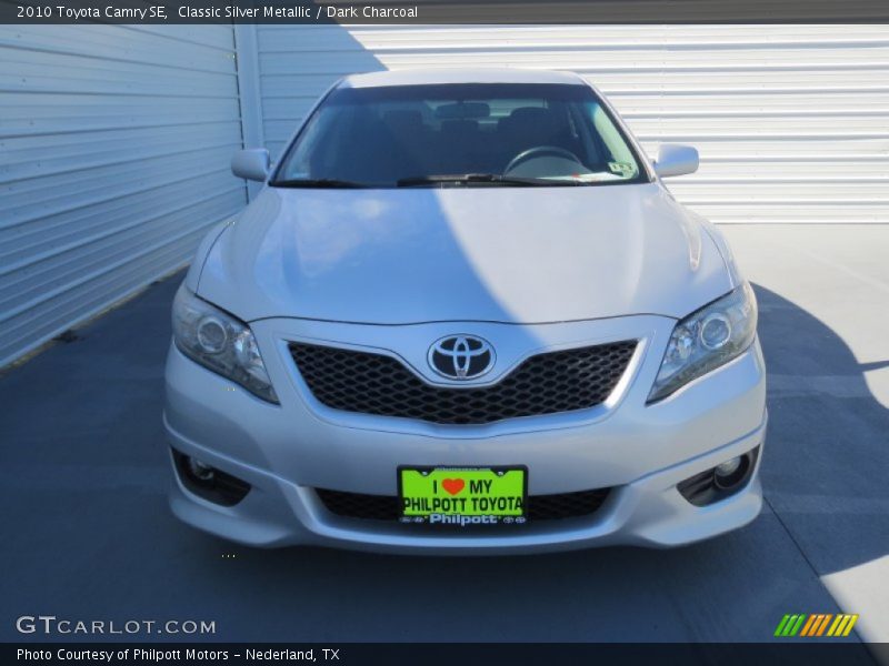Classic Silver Metallic / Dark Charcoal 2010 Toyota Camry SE