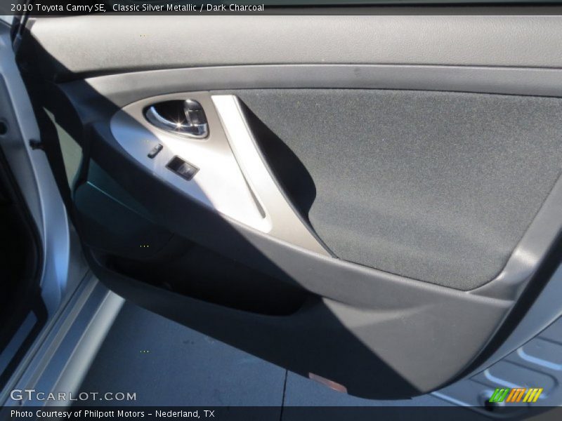Classic Silver Metallic / Dark Charcoal 2010 Toyota Camry SE