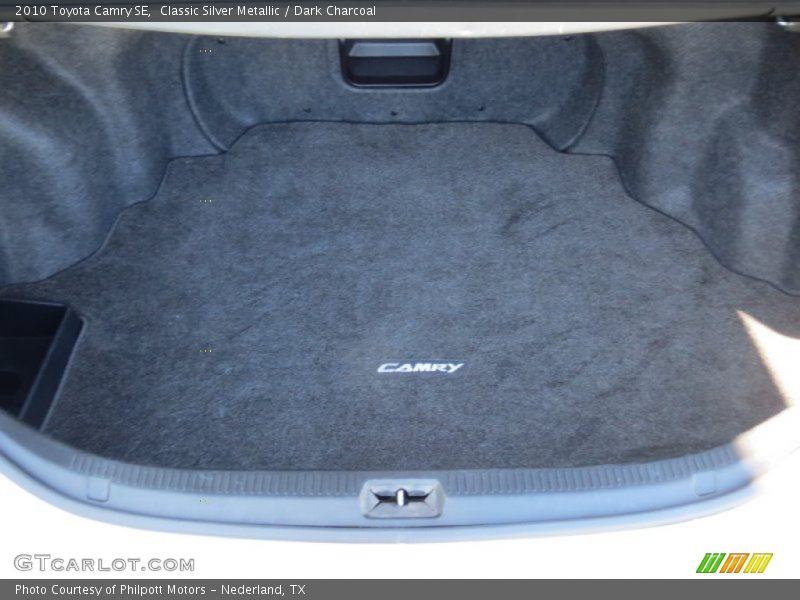 Classic Silver Metallic / Dark Charcoal 2010 Toyota Camry SE