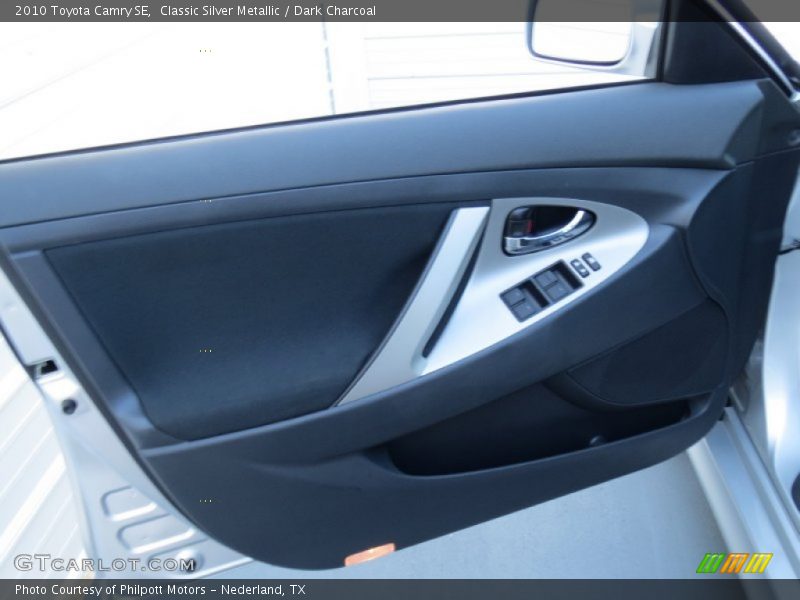 Classic Silver Metallic / Dark Charcoal 2010 Toyota Camry SE