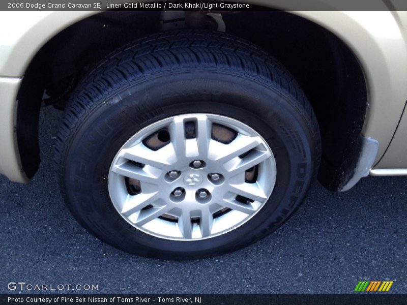 Linen Gold Metallic / Dark Khaki/Light Graystone 2006 Dodge Grand Caravan SE