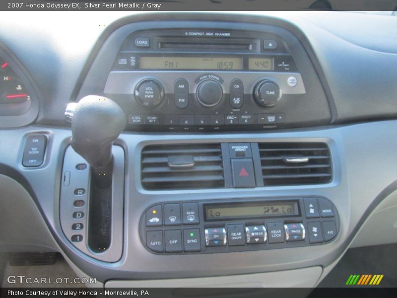 Silver Pearl Metallic / Gray 2007 Honda Odyssey EX