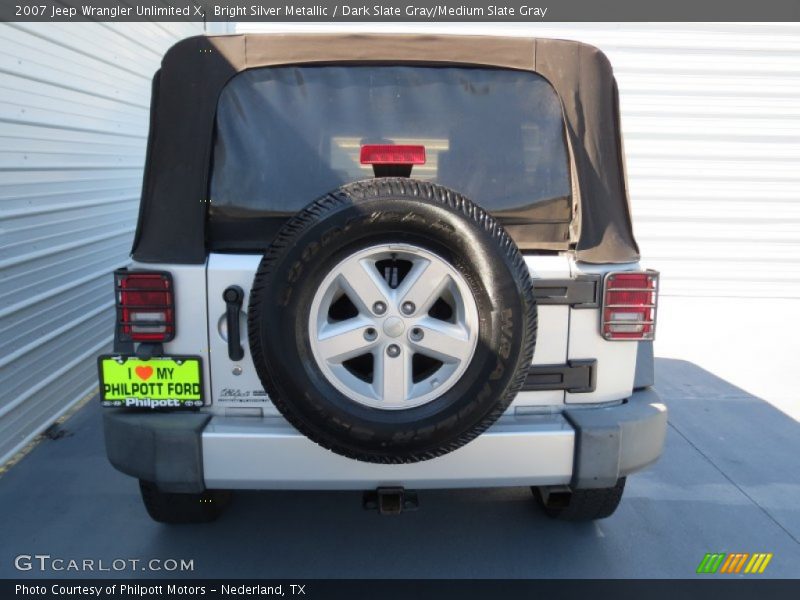 Bright Silver Metallic / Dark Slate Gray/Medium Slate Gray 2007 Jeep Wrangler Unlimited X