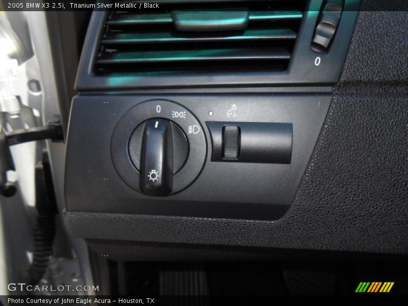 Titanium Silver Metallic / Black 2005 BMW X3 2.5i