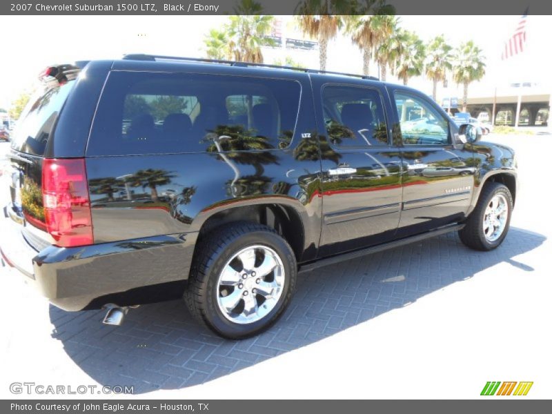 Black / Ebony 2007 Chevrolet Suburban 1500 LTZ