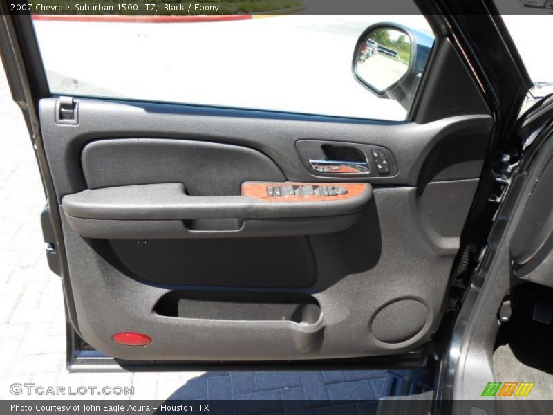 Black / Ebony 2007 Chevrolet Suburban 1500 LTZ