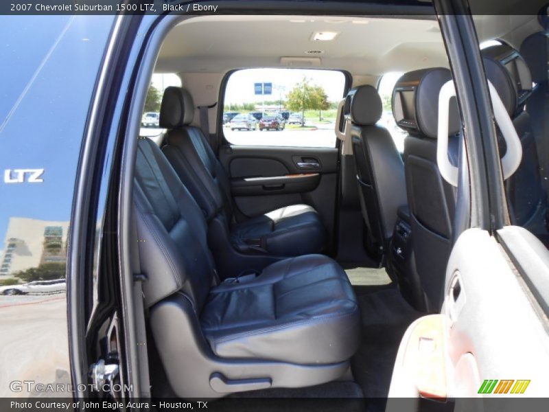 Black / Ebony 2007 Chevrolet Suburban 1500 LTZ