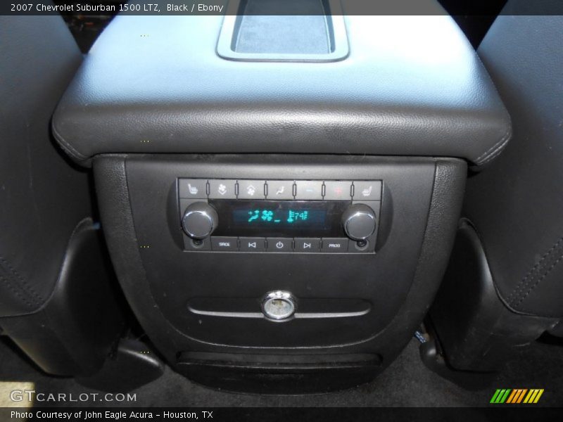 Black / Ebony 2007 Chevrolet Suburban 1500 LTZ