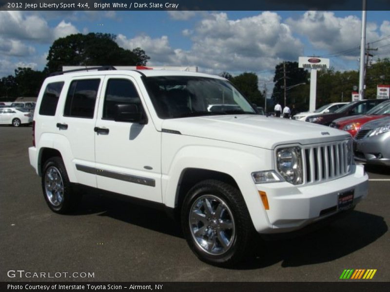 Bright White / Dark Slate Gray 2012 Jeep Liberty Sport 4x4