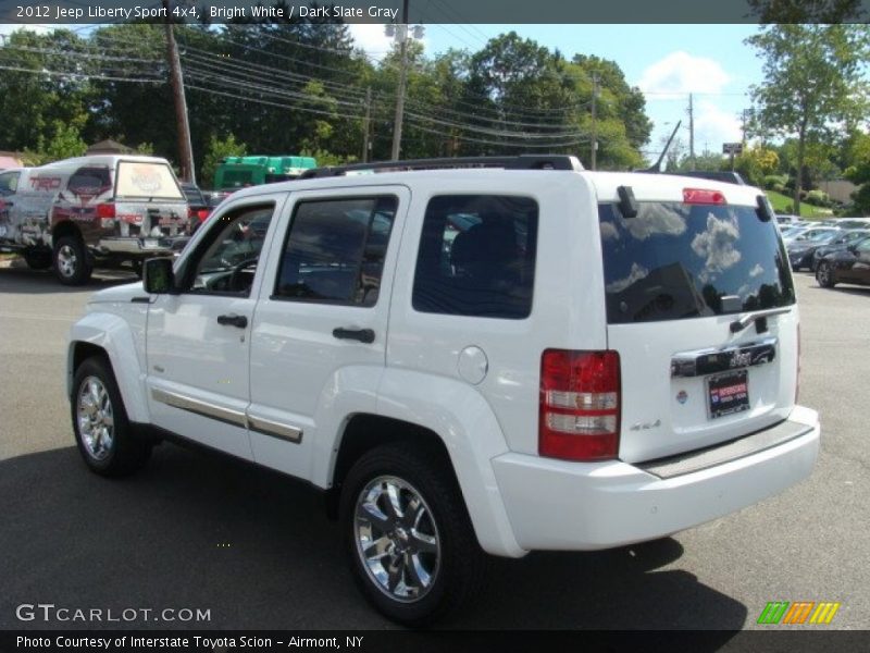 Bright White / Dark Slate Gray 2012 Jeep Liberty Sport 4x4
